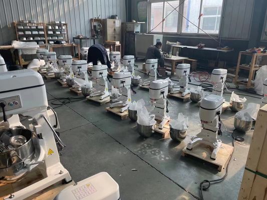 Máy trộn sàn hành tinh 40l Melt Driven Đứng miễn phí Động cơ ba tốc độ 1.13kw